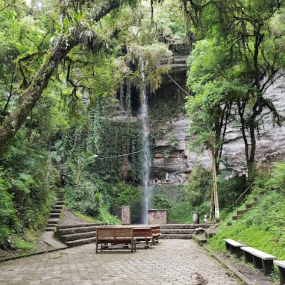 GRUTA SANTA TEREZA